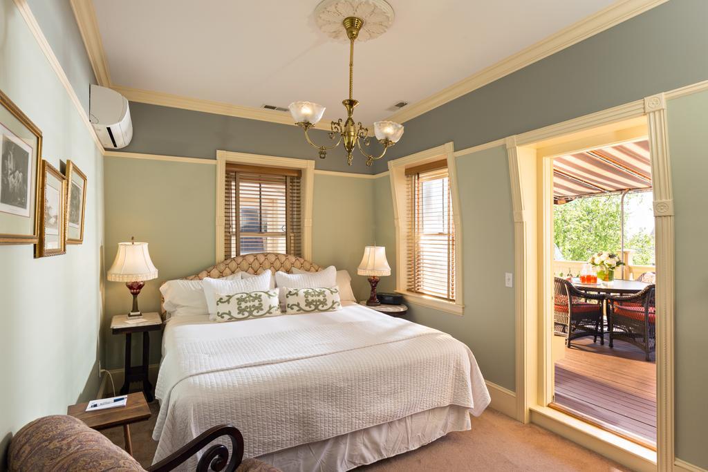 Brass Key Guesthouse Adults Only Provincetown Exterior photo