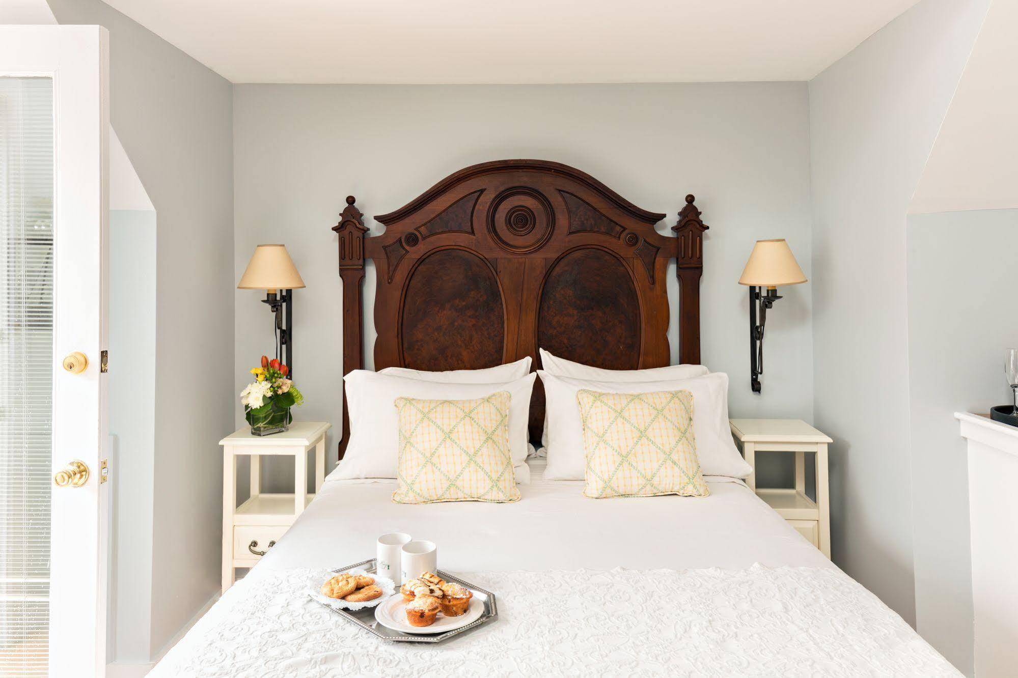 Brass Key Guesthouse Adults Only Provincetown Exterior photo